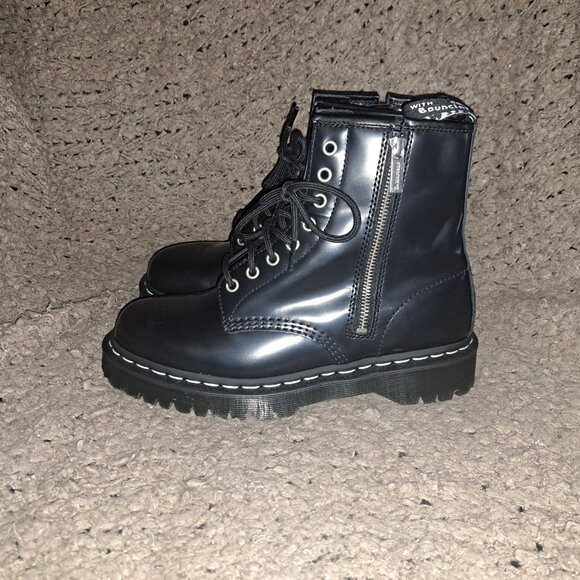 DR. MARTENS-DOC-Smooth Black Leather/Side Zip-White Stitching-Sz 9 Men/10 L-NWOB - Picture 2 of 8